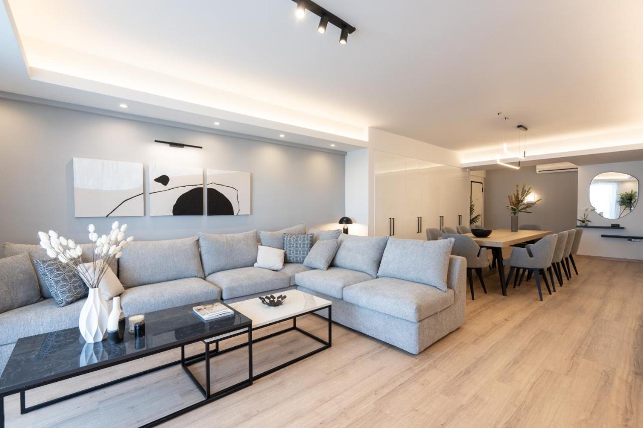 Luxury 4 Bedrooms Apartment Near Flisvos Marina Piraeus Exterior photo