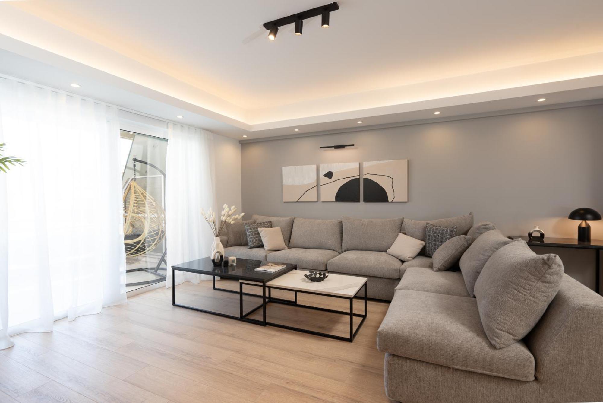 Luxury 4 Bedrooms Apartment Near Flisvos Marina Piraeus Exterior photo